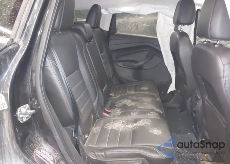 2014 Ford Escape Titanium z USA, uszkodzony, nr VIN 1FMCU9J90EUE29220